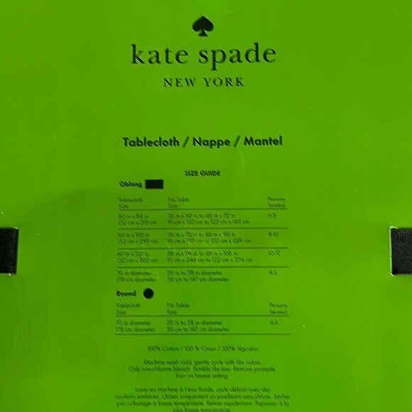 Kate Spade New York Oblong Red Bow Tablecloth! - Picture 4 of 5